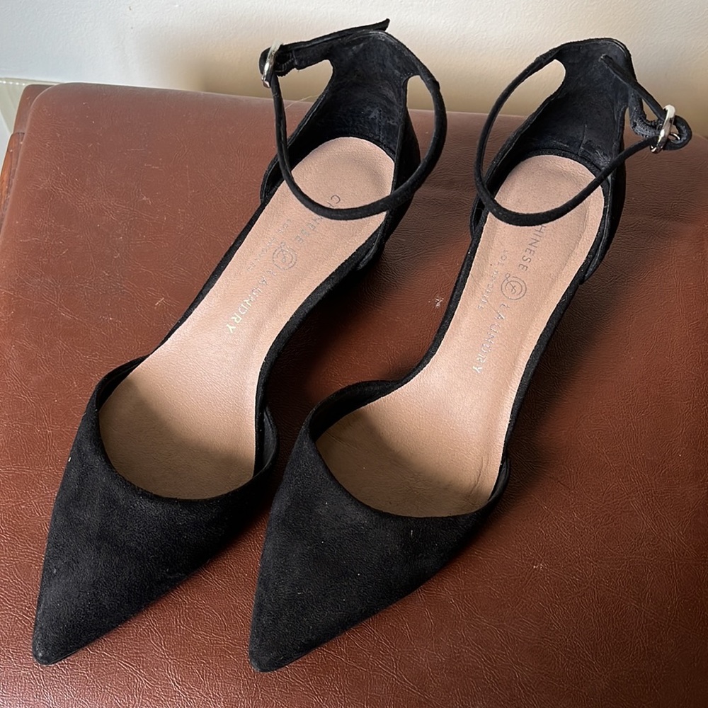 Chinese Laundry black faux suede shoes - Picture 2 of 5